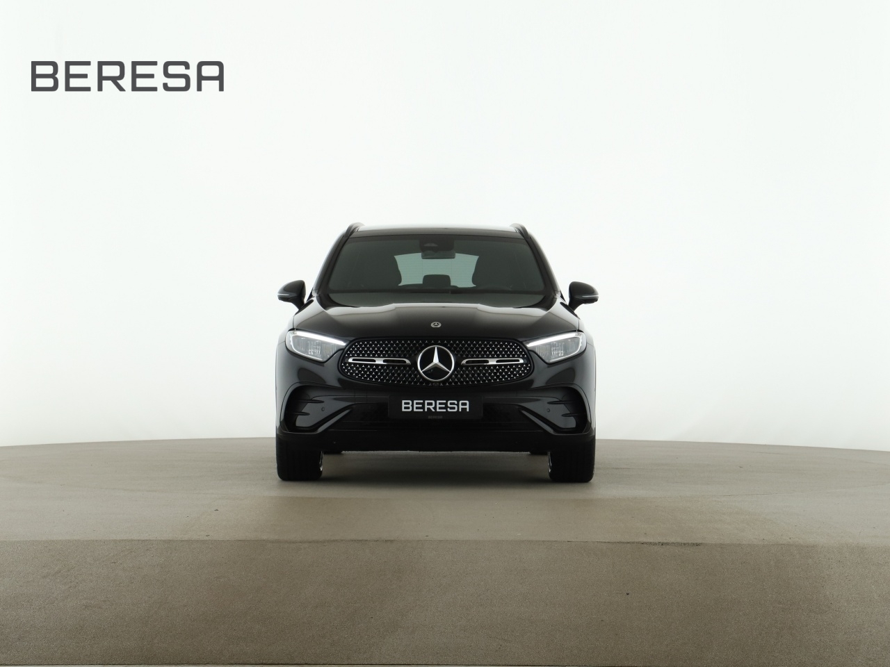 GLC 200 4M AMG Night MBUX Pano AHK Distronic 360