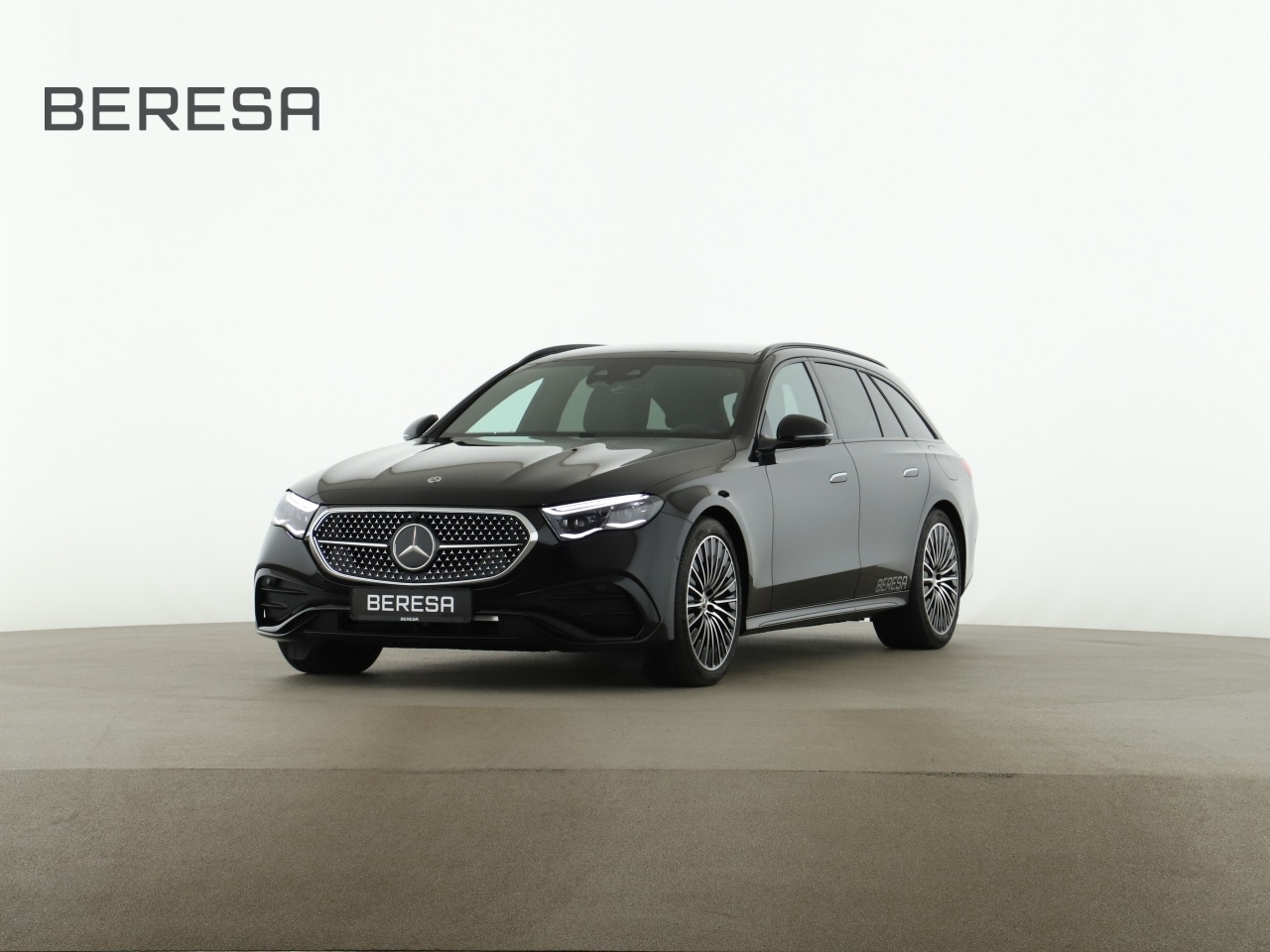 E 300 e T-EQ Hybrid  AMG Digital Light Night AHK