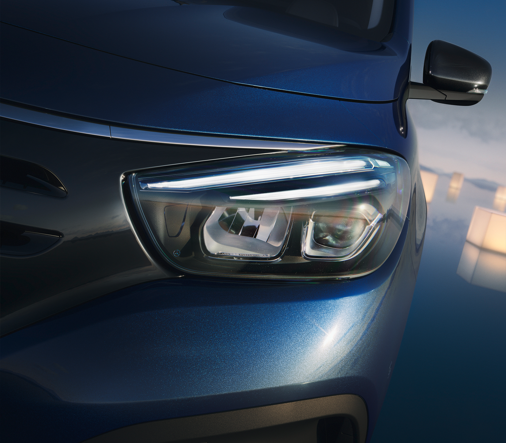 EQT-Scheinwerfer-content