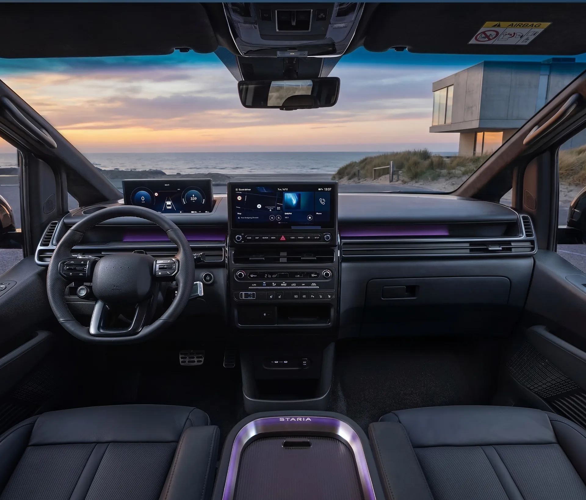 Staria Elektro Cockpit