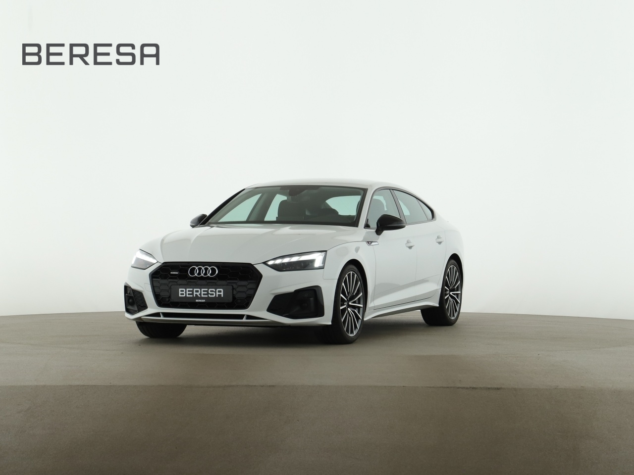 A5 Sportback 40 quattro S line Matrix AHK Kamera