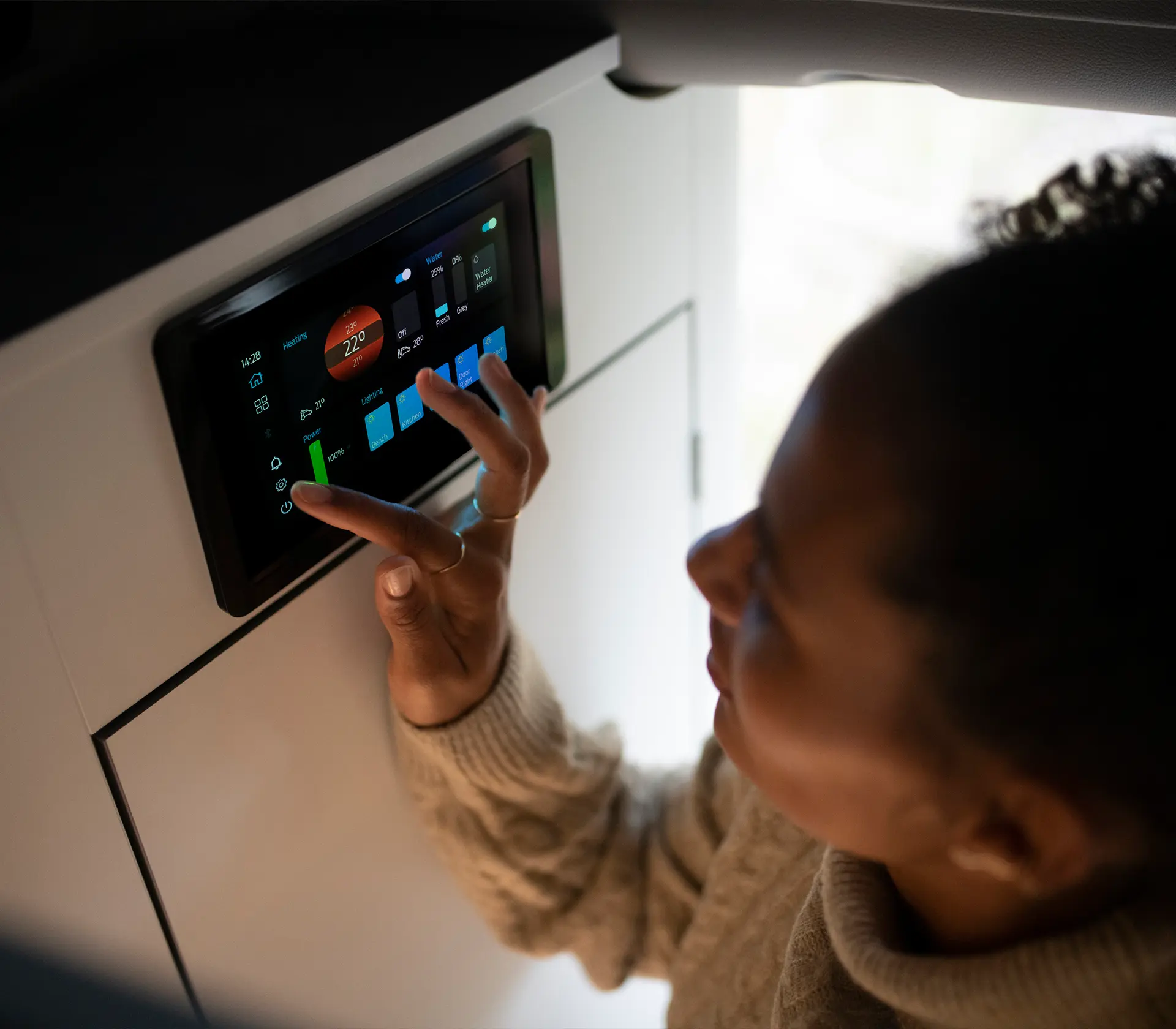 Digitale Steuerung im Ford Nugget