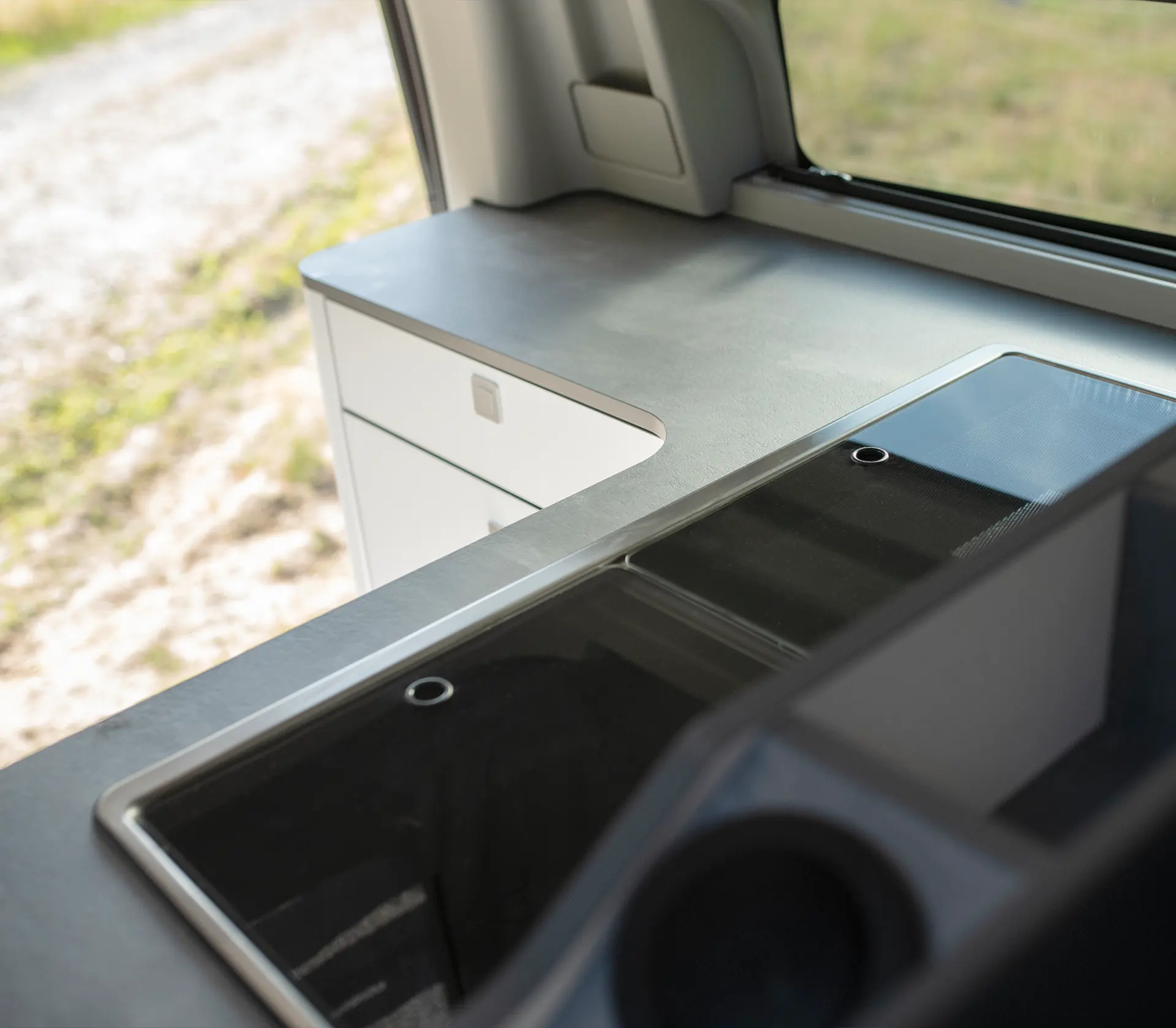 die Herdplatte in der Küche des Ford Nugget