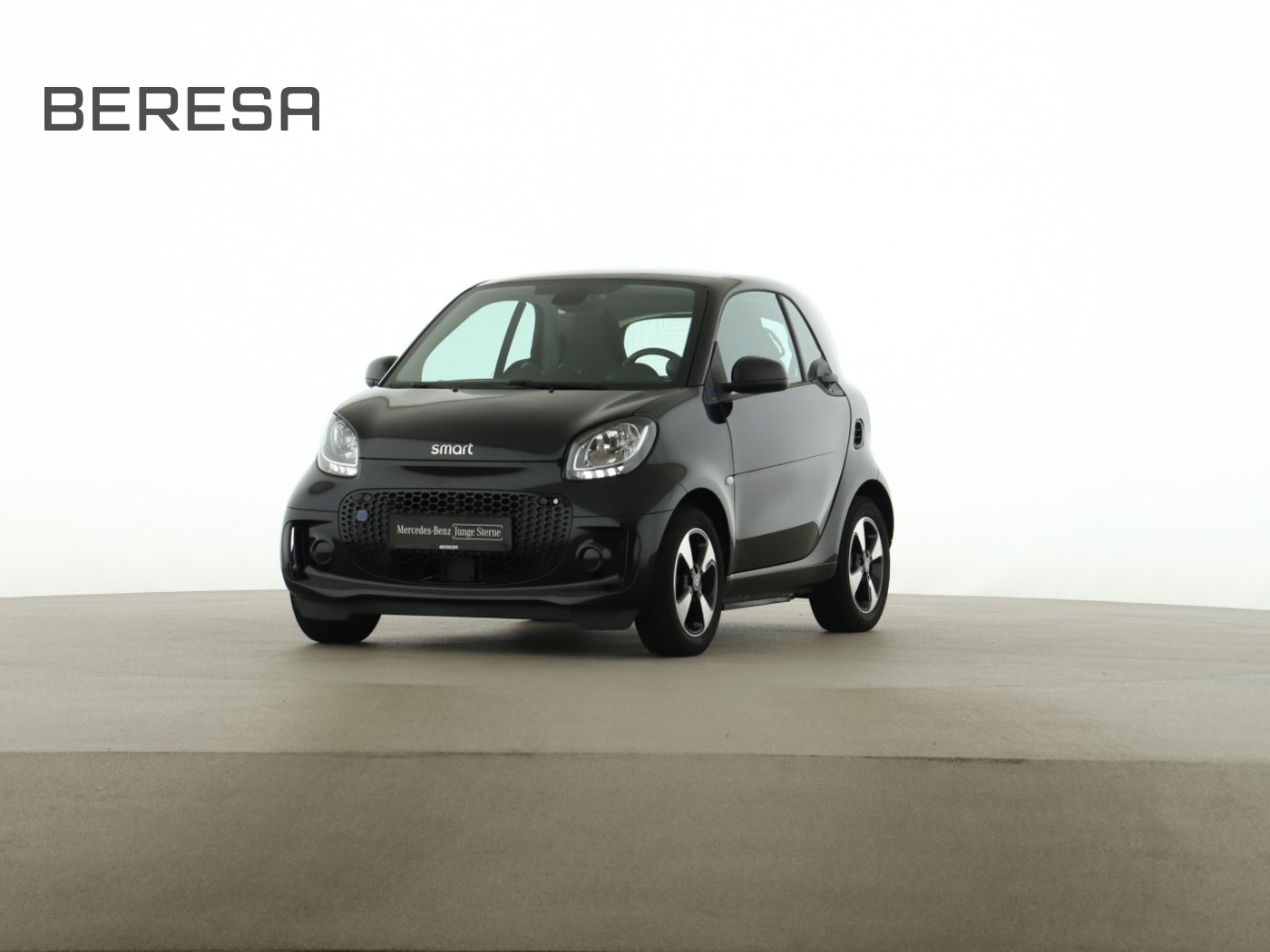 fortwo EQ passion Pano Kamera SHZ Schnelllader