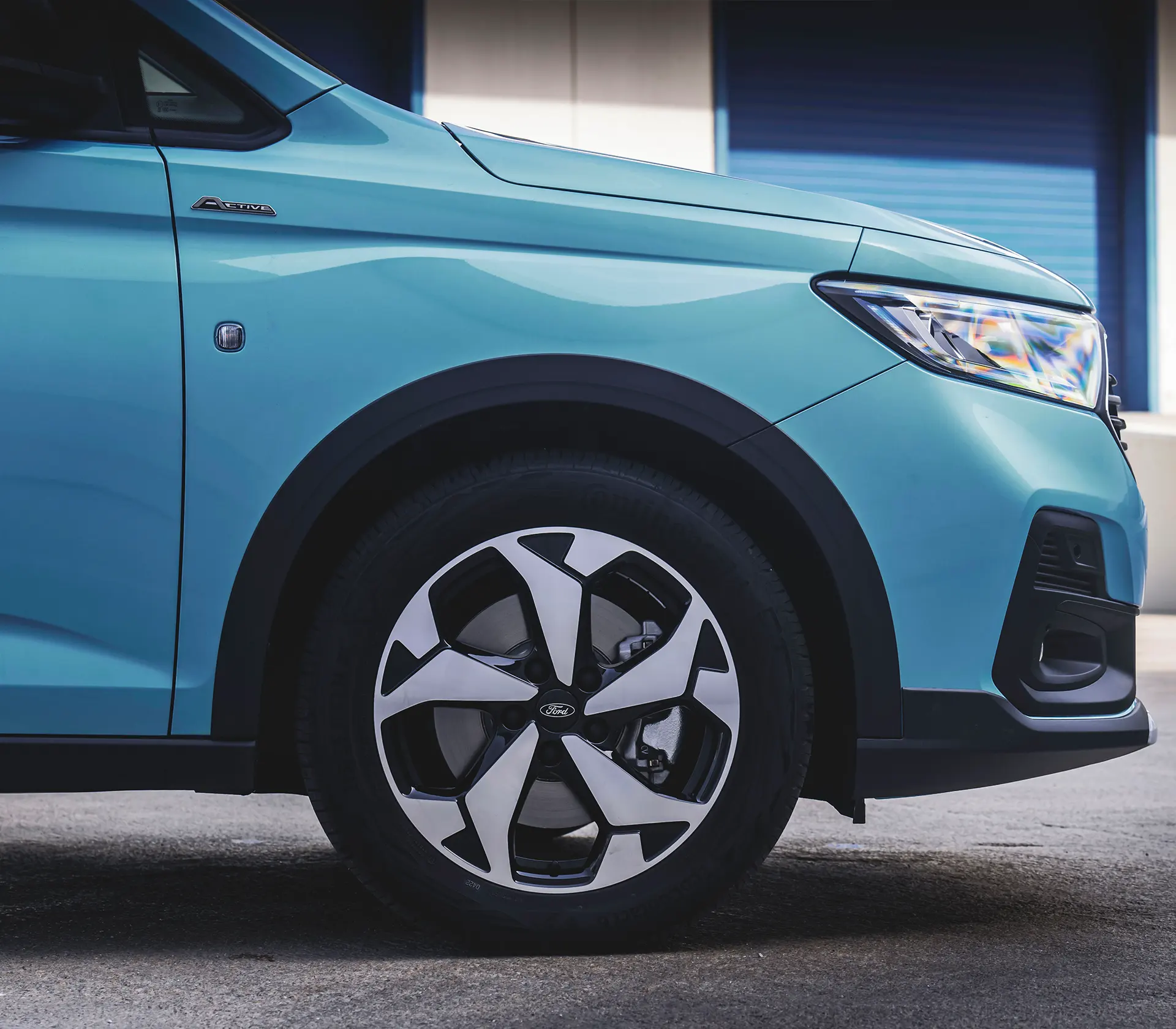 Rad/Reifen des Ford Tourneo-Connect